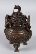 A CHINESE BRONZE INCENSE BURNER.