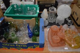 Quantity of glassware.