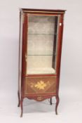 A LOUIS XVITH DESIGN VITRINE with glass sides, the door inlaid with roses. 5ft 3ins high x 1ft