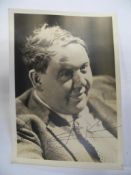 [FILMSTAR PHOTO, SIGNED] CHARLES LAUGHTON, signed, b/w/ photo, 7 x 5 inches.Provenance: from the