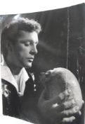 [FILMSTAR PHOTO, SIGNED] RICHARD BURTON, signed, b/w/ photo (creased), 5.5 x 4.5 inches.