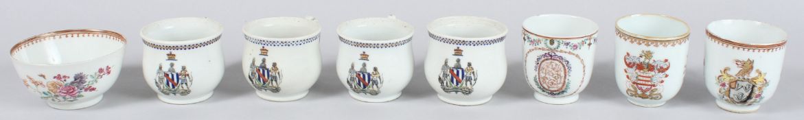 A COLLECTION OF EIGHT CHINESE ARMORIAL TEA BOWLS AND TEA CUPS.