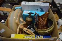 Miscellaneous collectables.