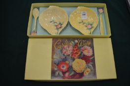 Carlton Ware, a boxed pair of preserve dishes with original spoons.