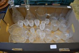 Quantity of glassware.
