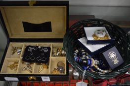 Bijouterie, cufflinks etc.