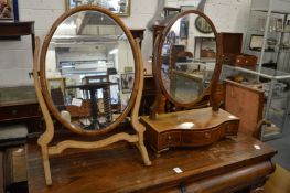 A good mahogany dressing table mirror with three drawers to the serpentine base together with