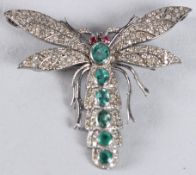 A GOOD DIAMOND AND EMERALD BUTTERFLY BROOCH.