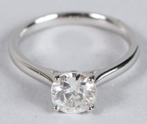 A PLATINUM SINGLE STONE DIAMOND RING, 1.07cts, Graded H S12.