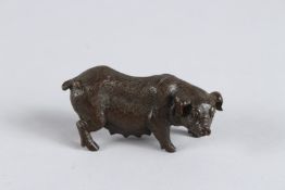 A JAPANESE BRONZE OKIMONO SOW 7cm long