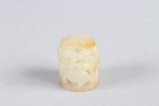 A FINE 19TH CENTURY CHINESE JADE CARVING depicting cranes and openwork lotus foliage. 3 - 5cm high