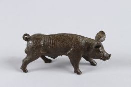 A JAPANESE BRONZE OKIMONO BOAR. 8cm long