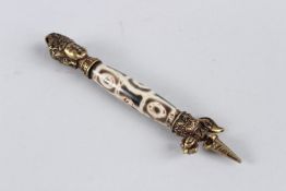 A TIBETAN TIANZHU WRAPPED BRONZE VAJRA 11cm long