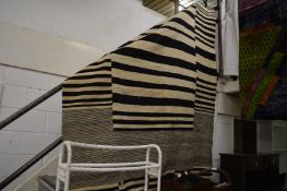 A good Bauhaus design kilim carpet, 297cm x 195cm.