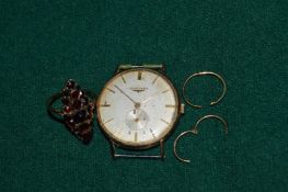 Gentlemans 9ct gold wristwatch and other items.