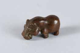 A BRONZE HIPPO. 5cms.