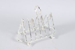 A PLATED HUNTING TOAST RACK.