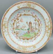 A SUPERB CHINESE EXPORT PORCELAIN PLATE with a European scene. 8.5ins diameter. Provenance: Jorge