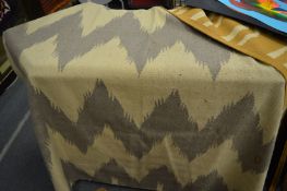 Flat weave Kilim style woven rug, 227cm x 175cm.