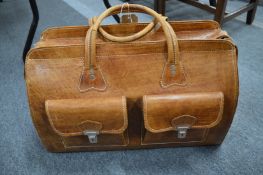 A holdall.
