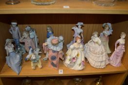 A group of Nao and Dalton figures.