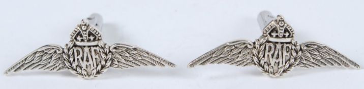 A PAIR OF SILVER RAF CUFFLINKS.