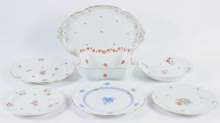 A LARGE SQUARE HEREND FRUIT BOWL, OVAL DISH AND FOUR PLATES (6).