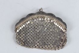 AN EDWARDIAN FILIGREE EVENING BAG