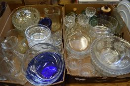 A quantity of household and decorative glassware.