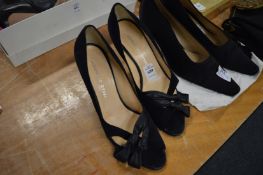 A pair of Alessandro Oteri black evening shoes, size 39½.