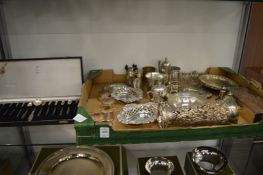 Quantity of Continental and English silver items.
