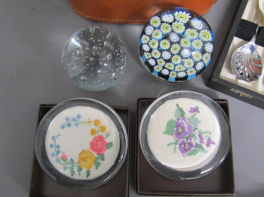 Binoculars - Tasco model 314 20x50 & Zenith 10x50, millefiori, cross stitch and bubble paperweights, - Image 2 of 5