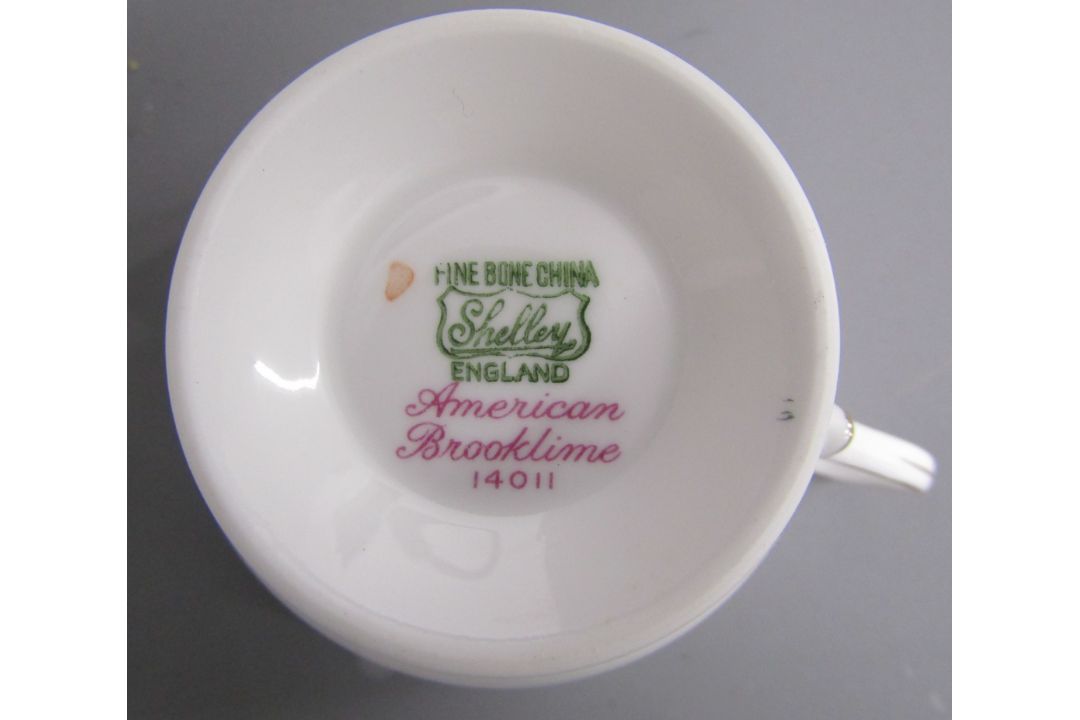 Shelley American Brooklime 14011 tea set comprising 6 teacups, saucer, sideplates, milk jug, sugar - Image 4 of 4