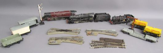 Hornby Dublo Duchess of Atholl 6231 metal train, Hornby Meccano 69567 type EDL17 train, Hornby Dublo