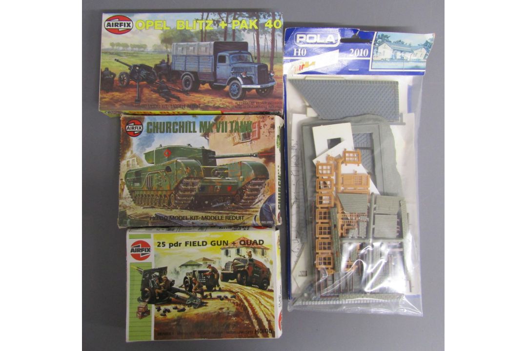 Airfix kits - Opel Blitz + Pak 40 -Churchill MK VII Tank & 25 pdr field gun + quad series 1 also - Image 1 of 5