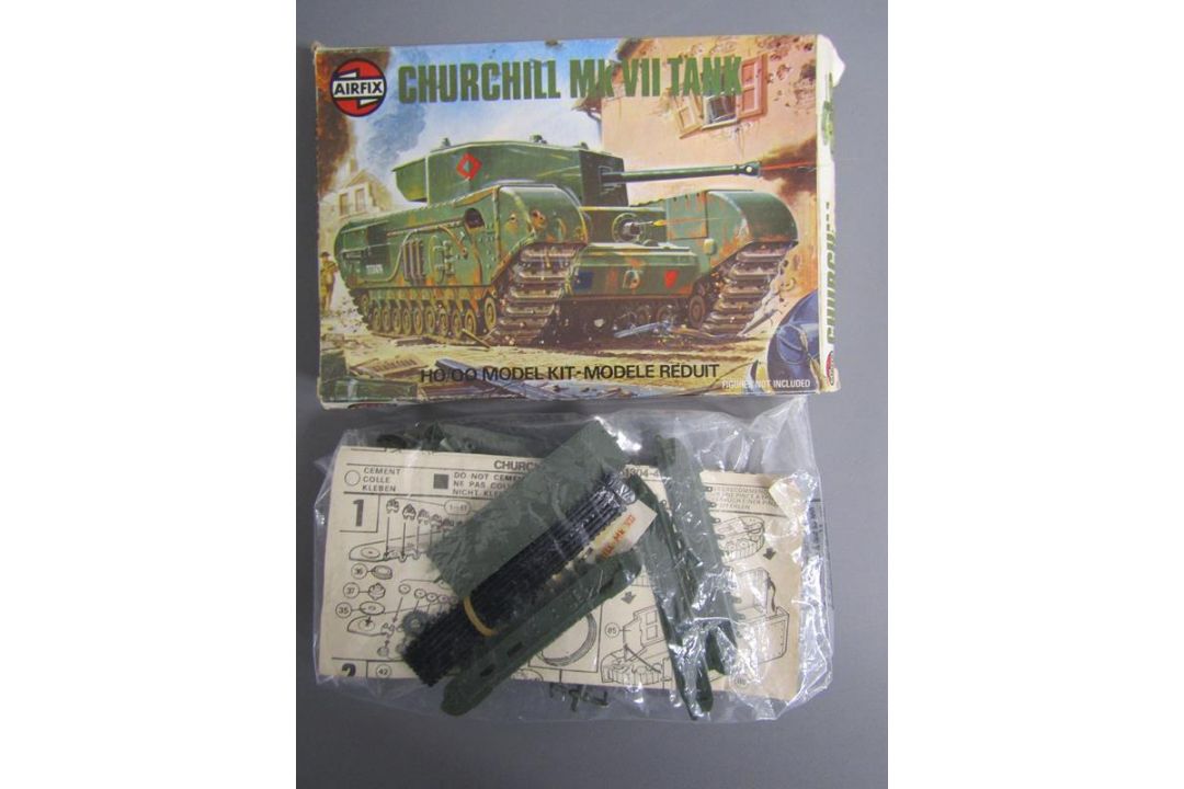 Airfix kits - Opel Blitz + Pak 40 -Churchill MK VII Tank & 25 pdr field gun + quad series 1 also - Image 3 of 5