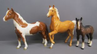 3 Beswick horses - Skewbold - Palomino and brown foal