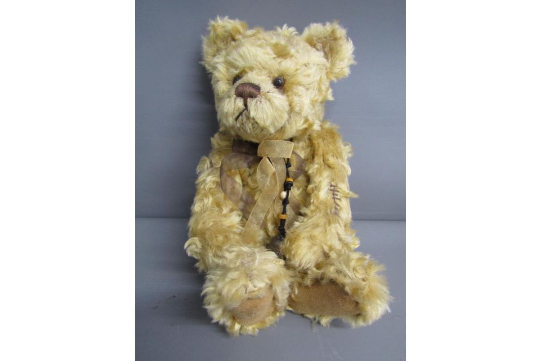 3 Charlie Bears - Heather Lyell Pattercake - Isabelle Lee Darcy & Edith - Image 3 of 4