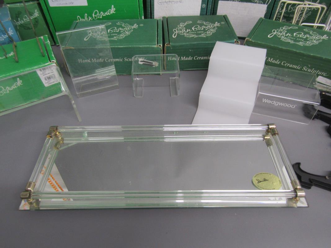 Empty Beswick boxes, display stands, display tray etc - Image 3 of 5