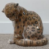 Royal Copenhagen Leopard 2555 - approx. 27cm tall