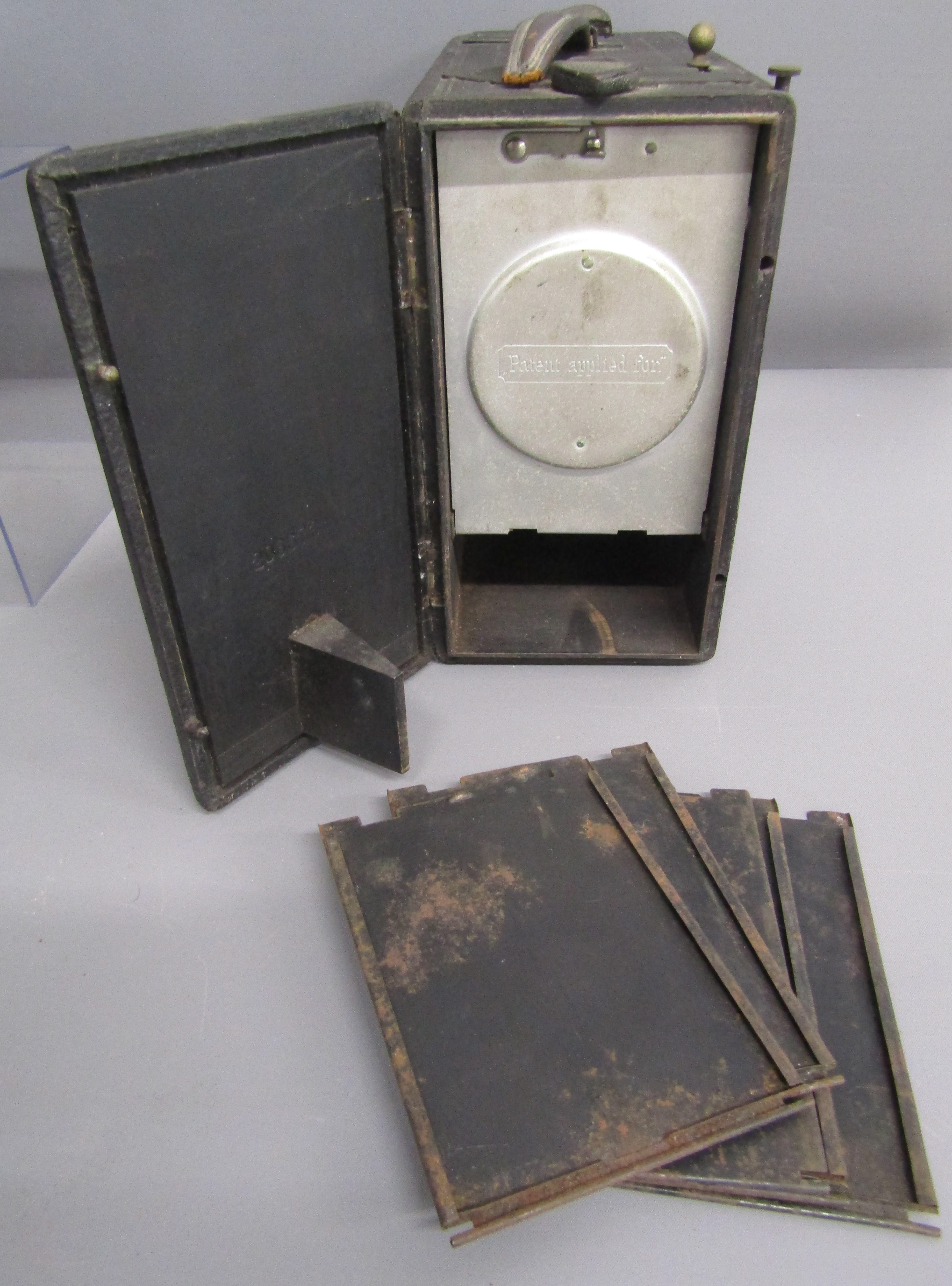 Cameras includes Special P Ruby with Frankfurt No 51475 Anticomar lens - oil lamp magic lantern - - Image 10 of 14