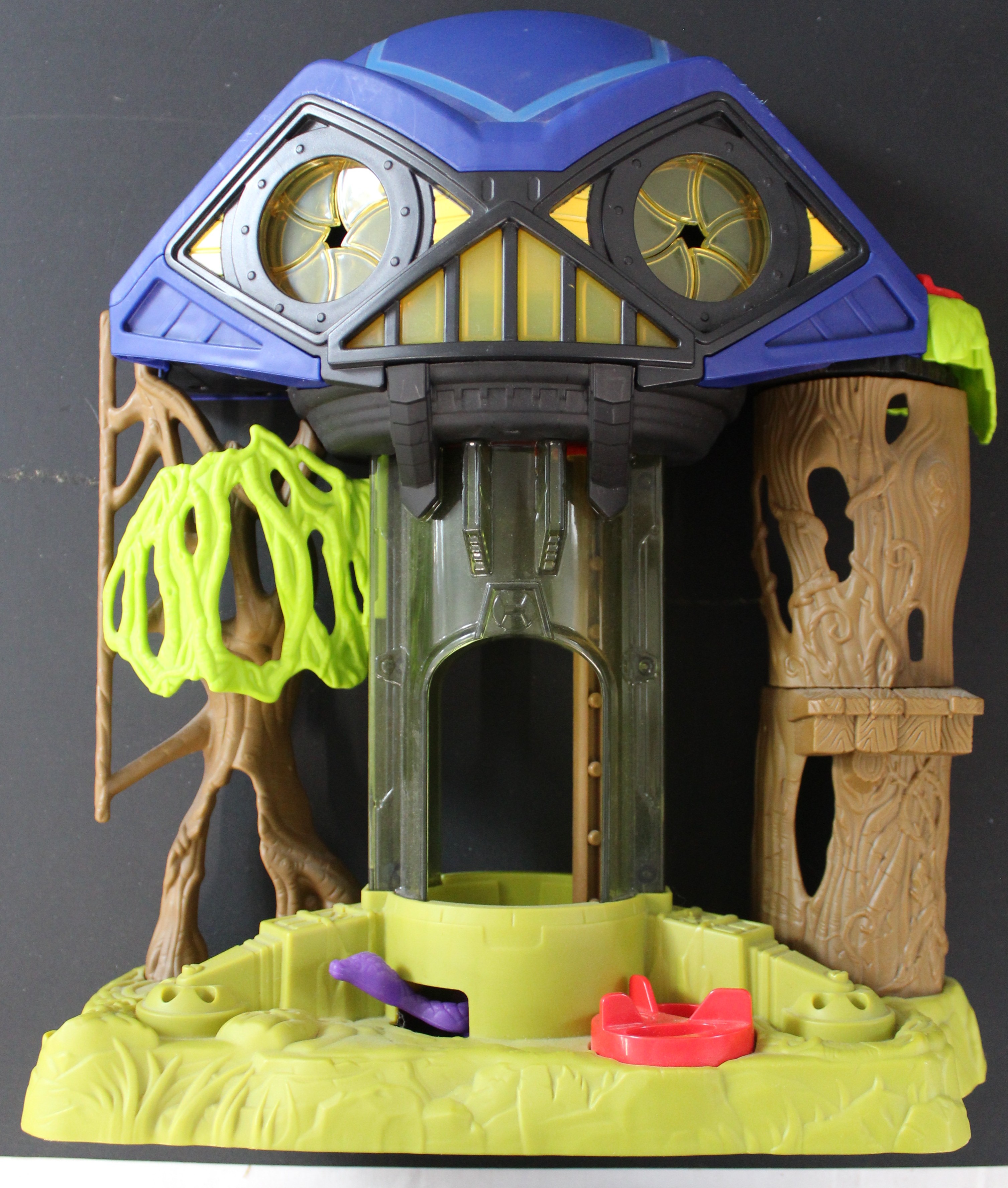 Fisher Price Imaginext DC Super friends Batman character toy sets, including , Jail, Hall of Doom, - Image 2 of 5