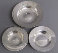 William Comyns & Sons London Armada dishes large 1961 3.3ozt & smaller 1977 1.5ozt and Francis