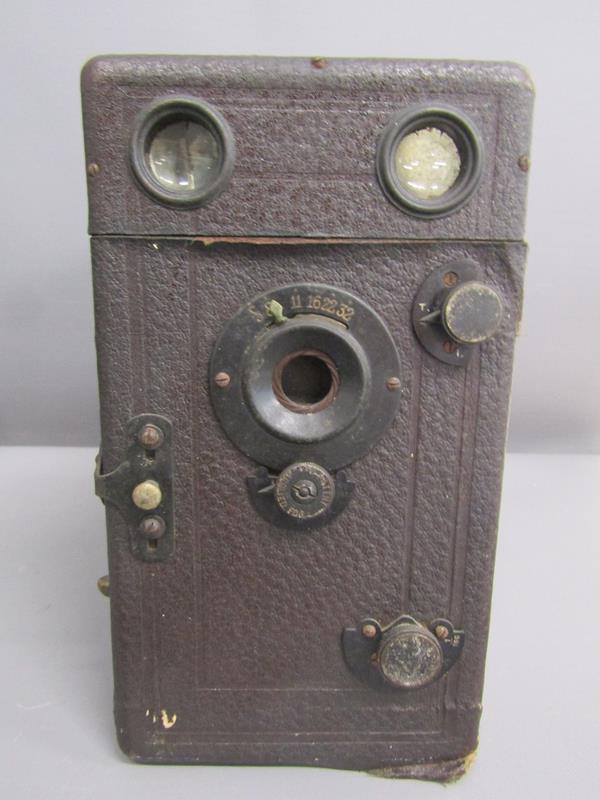 Cameras includes Special P Ruby with Frankfurt No 51475 Anticomar lens - oil lamp magic lantern - - Image 9 of 14