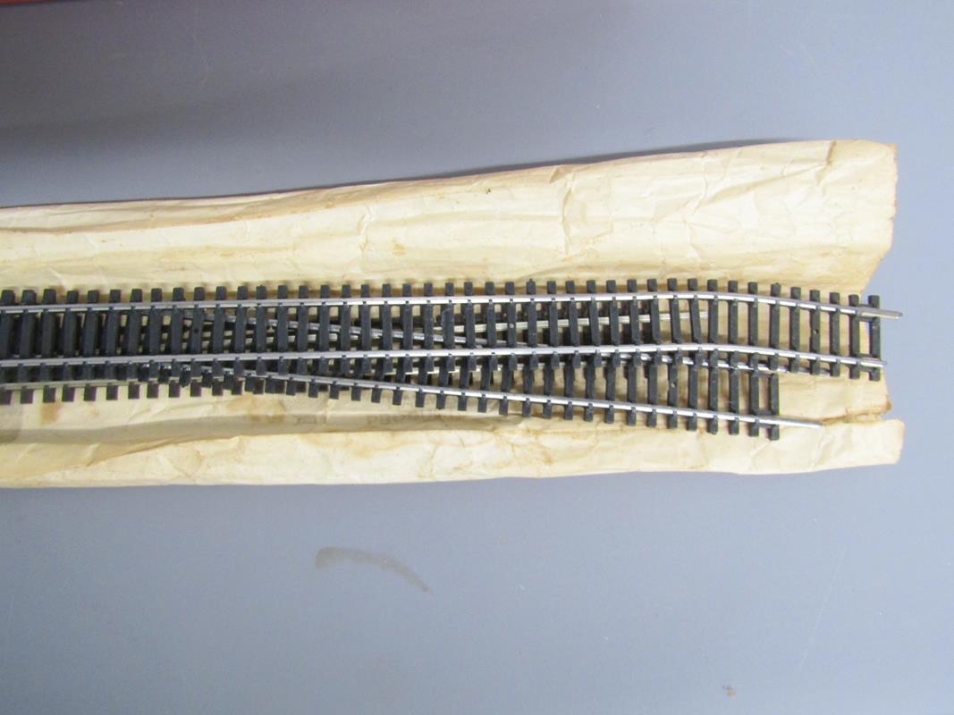 Hornby B.R. Express Freight electric train set - card station and Peco streamline track - Image 3 of 8