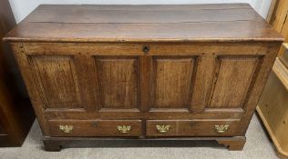 18th century mule chest in oak L 140cm D 52cm H 88cm