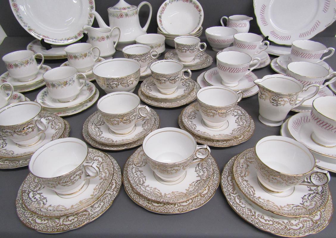 Tea sets includes - Royal Albert Belinda tea set with 4 bowls and 4 dinner plates - Royal - Image 3 of 5