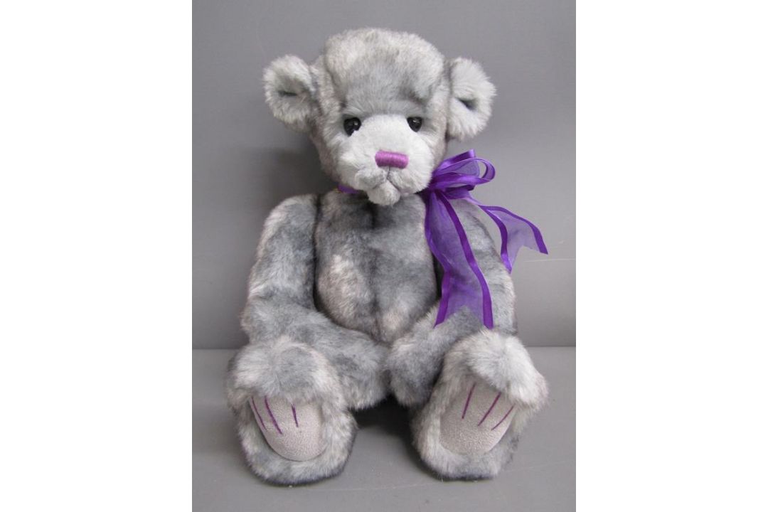 3 Charlie Bears - Heather Lyell Pattercake - Isabelle Lee Darcy & Edith - Image 2 of 4