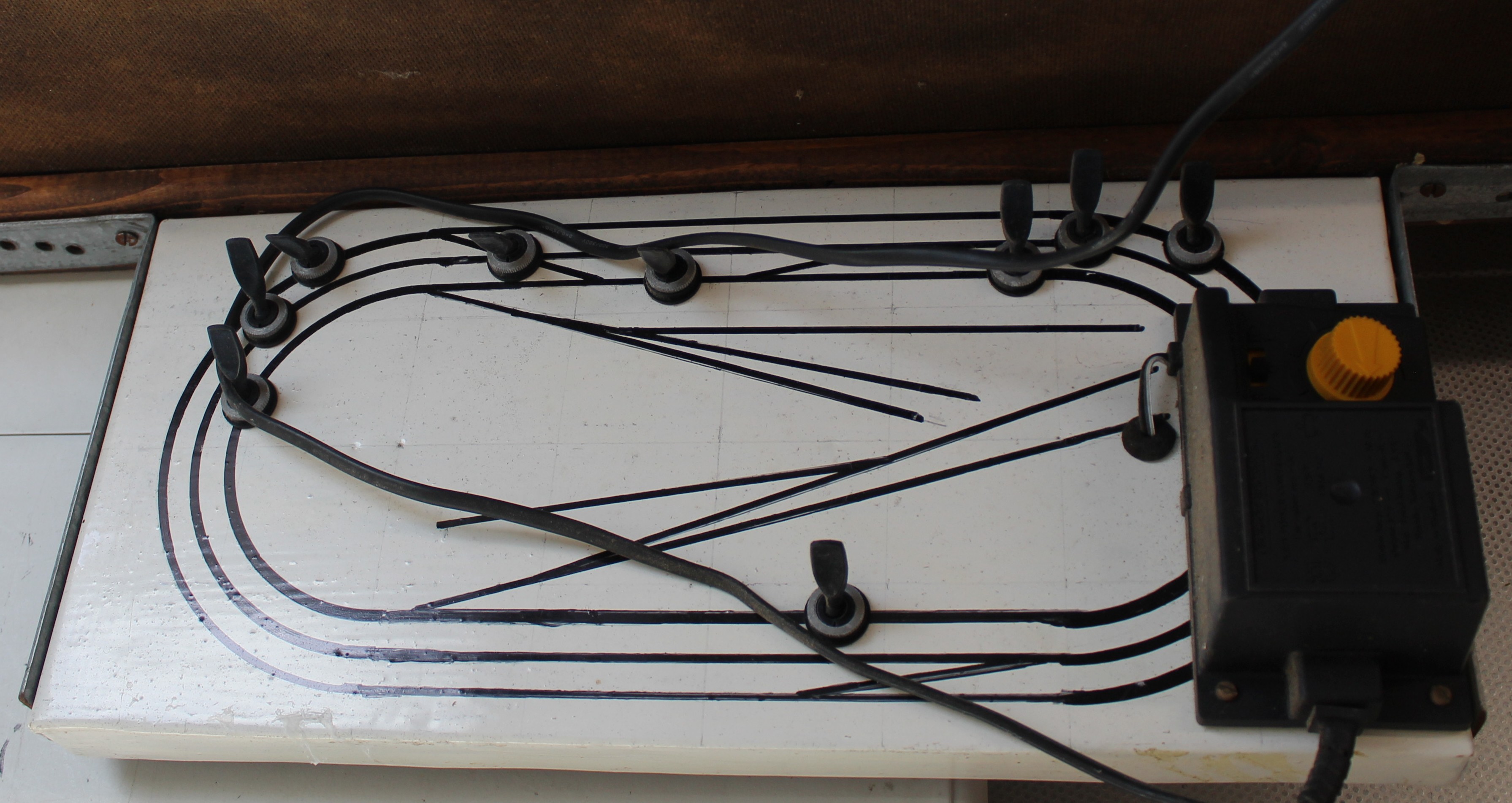 N Range Railway track layout fixed on board with controller approx 1200mm x 900mm and range of - Image 2 of 4