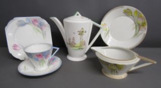 Shelley Eve pieces - includes tulip trio rn. 756533 (small chip to cup) - teapot rn. 786533 (small